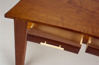 Ruallen Desk